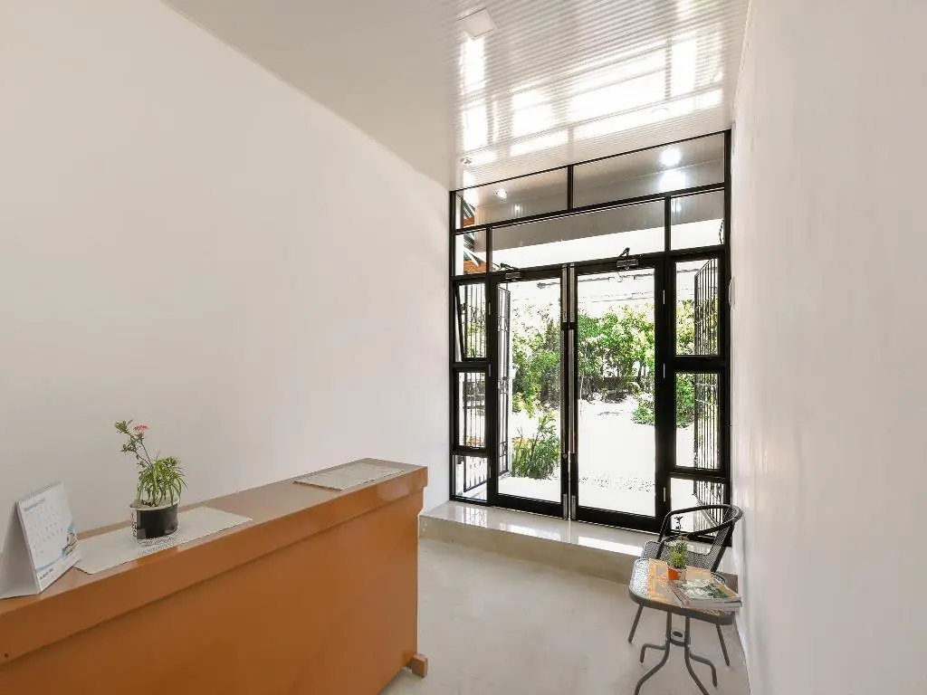 Паданг: OYO 3315 Tanjung Residence Syariah