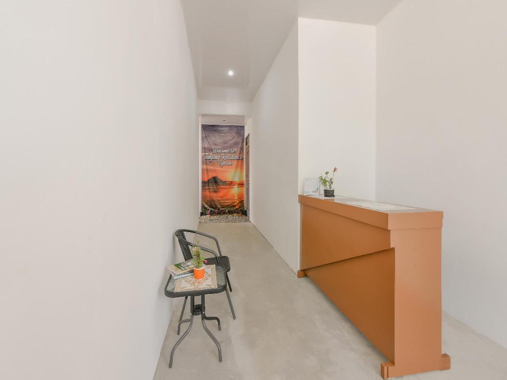 Паданг: OYO 3315 Tanjung Residence Syariah