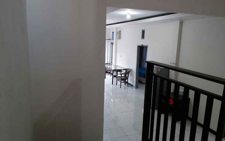 Макассар: SUPER OYO 3323 Icha Homestay