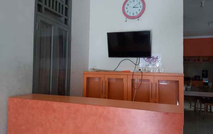 Макассар: SUPER OYO 3323 Icha Homestay