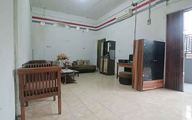 Джамби: Oyo 3455 Ceten Residence