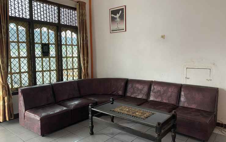 Джамби: Oyo 3455 Ceten Residence
