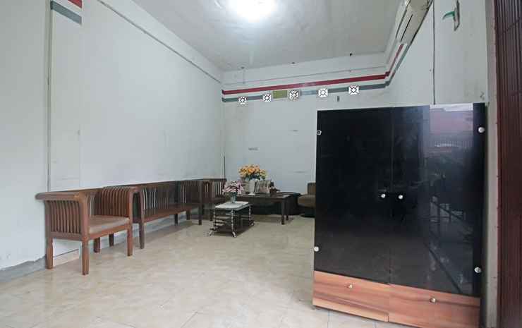 Джамби: Oyo 3455 Ceten Residence