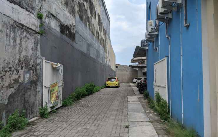 Сурабая: OYO 3391 Ungu's Residence Near RSU Royal Surabaya Kota Surabaya
