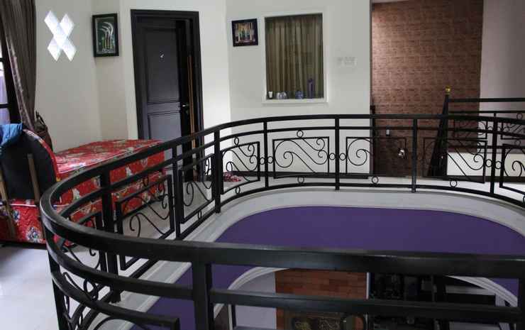 Сурабая: OYO 3446 Taman Asri Residence
