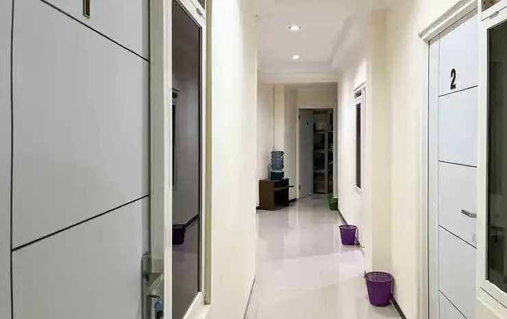 Бату: RedDoorz Syariah Nanna Homestay Near Dino Park