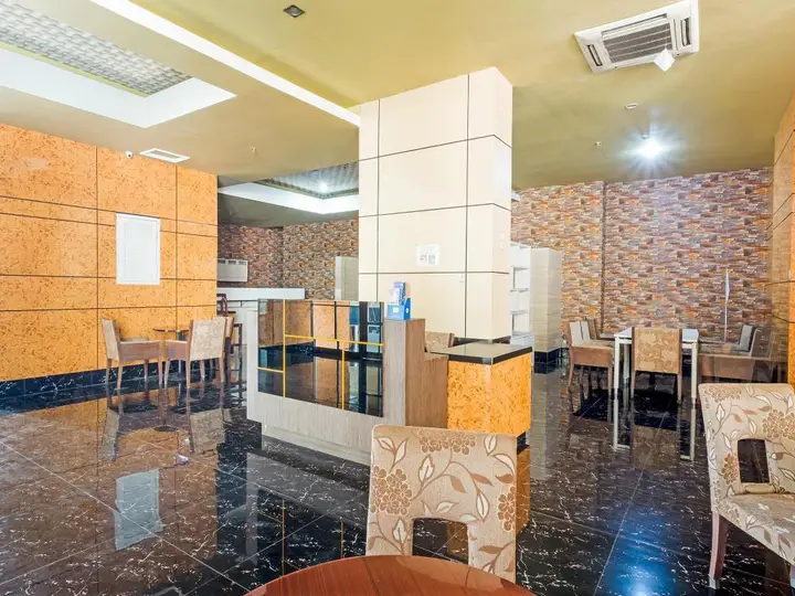 Депок: OYO 3691 Apartment Saladin Mansion