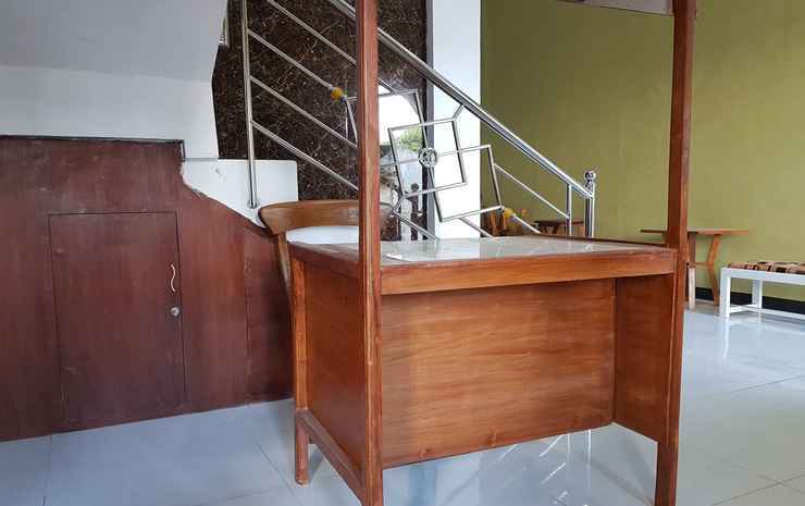 Суракарта: Oyo 3347 Latansa Luxury Syariah