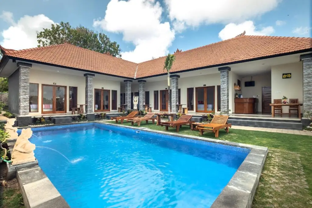Беноа: OYO 3773 Geranyam Guest House