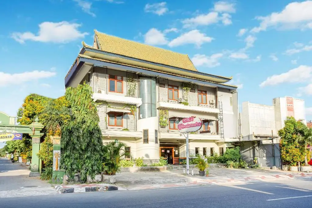 Джокьякарта: OYO 3819 Hotel Winotosastro