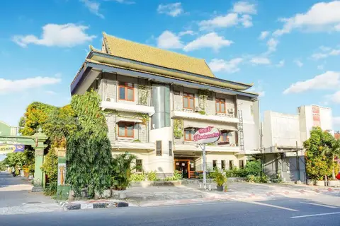 OYO 3819 Hotel Winotosastro — фото 1
