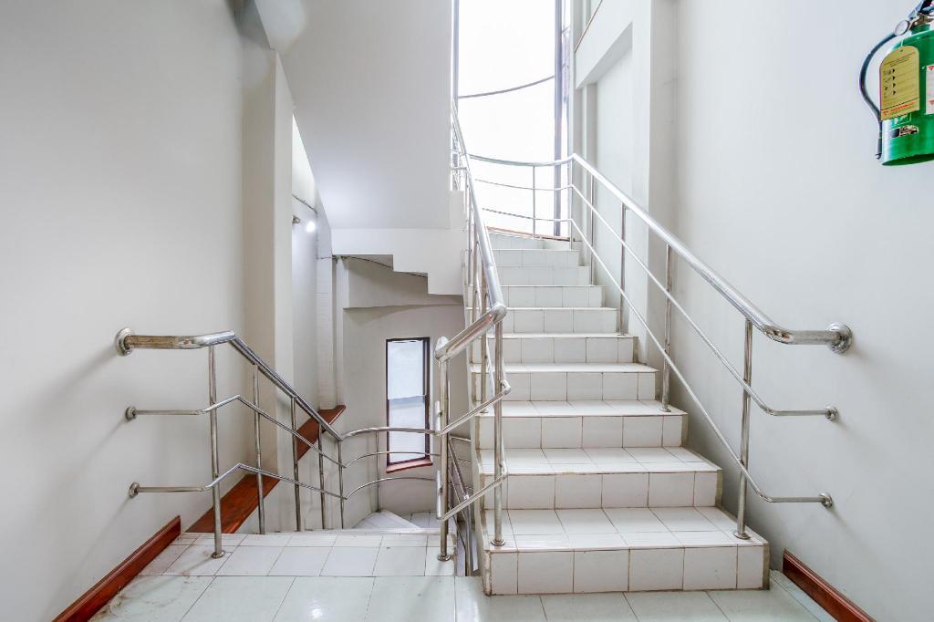Джокьякарта: OYO 3819 Hotel Winotosastro
