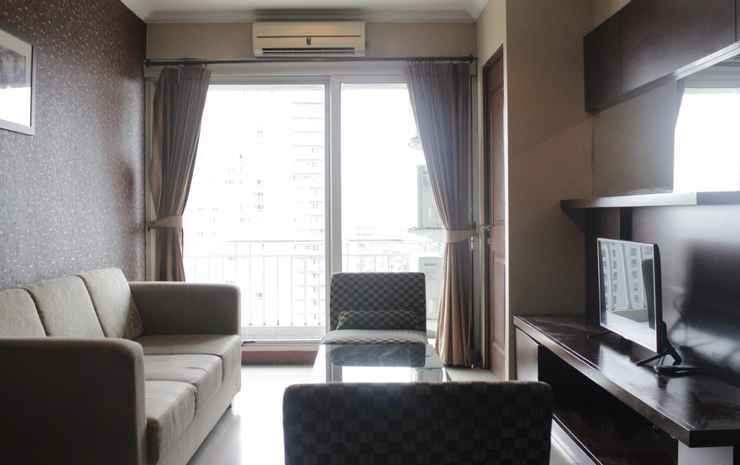 Бандунг: Well Appointed 3BR Apartment at Galeri Ciumbuleuit 1 By Travelio