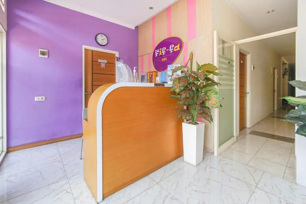 Маланг: OYO 3798 Fif-fa Inn Pisang Kipas
