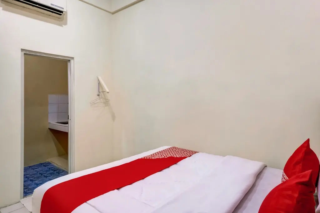 Депок: Super OYO 3878 Graha Hsc Syariah