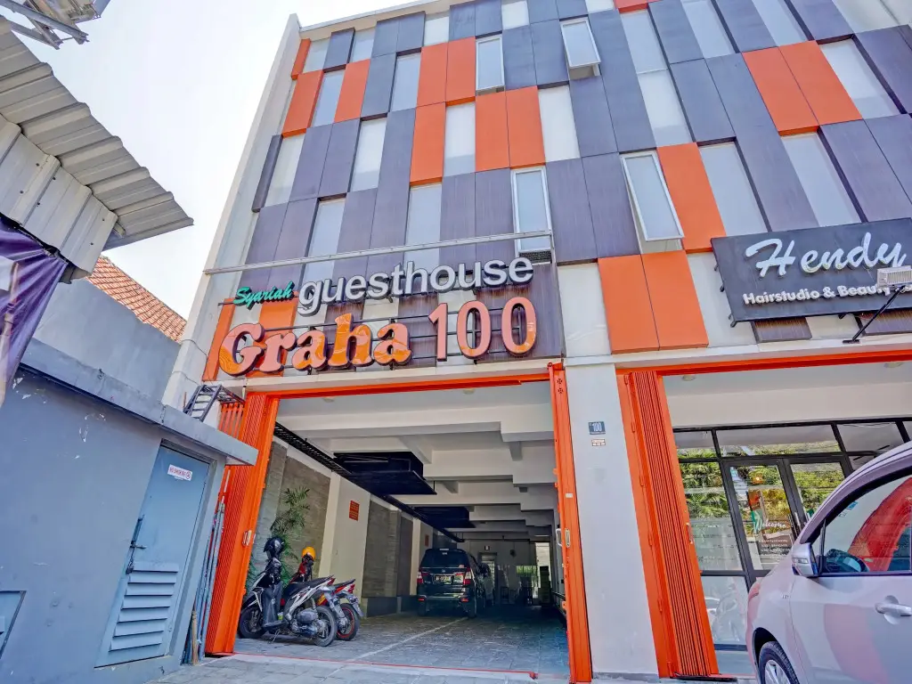 Super OYO Capital O 3905 Graha 100 Guest House Syariah — фото 1