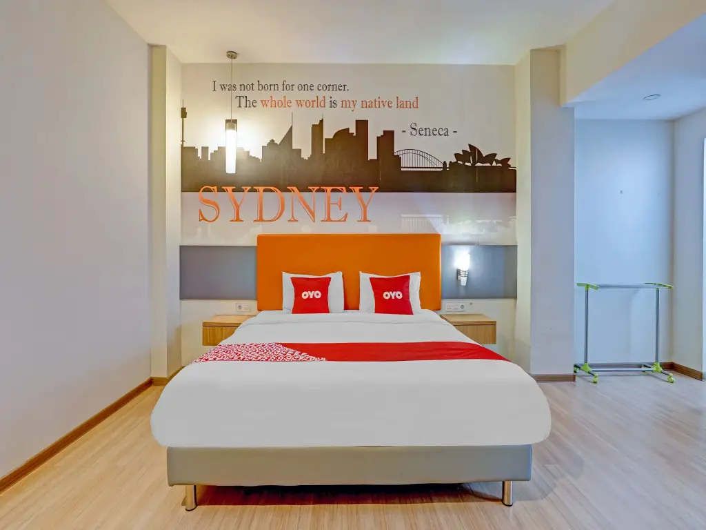 Сурабая: Super OYO Capital O 3905 Graha 100 Guest House Syariah