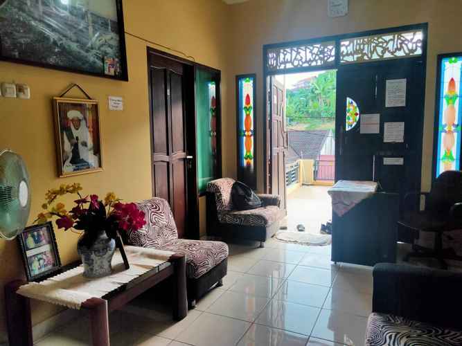 Баликпапан: Oyo 3948 Kenangan Syariah Guest House