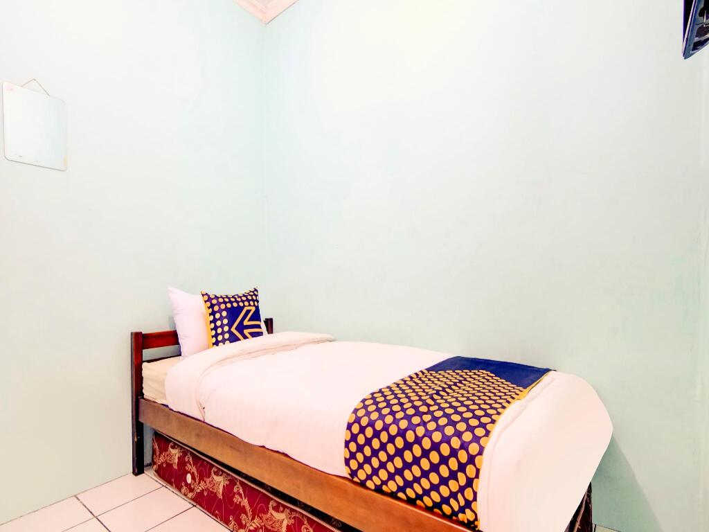 Депок: SPOT ON 3979 Wisma Purimas Syariah