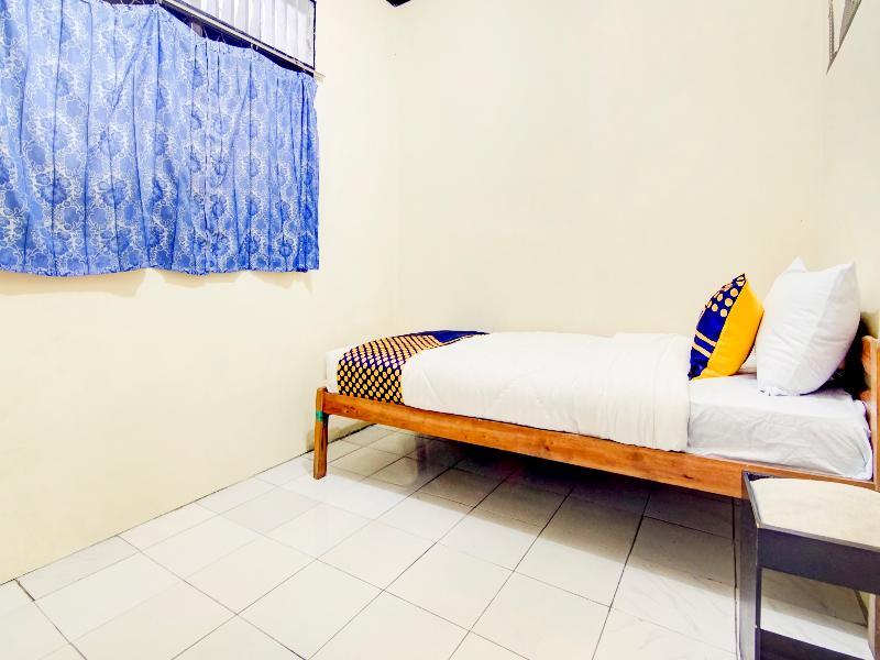 Депок: SPOT ON 3979 Wisma Purimas Syariah