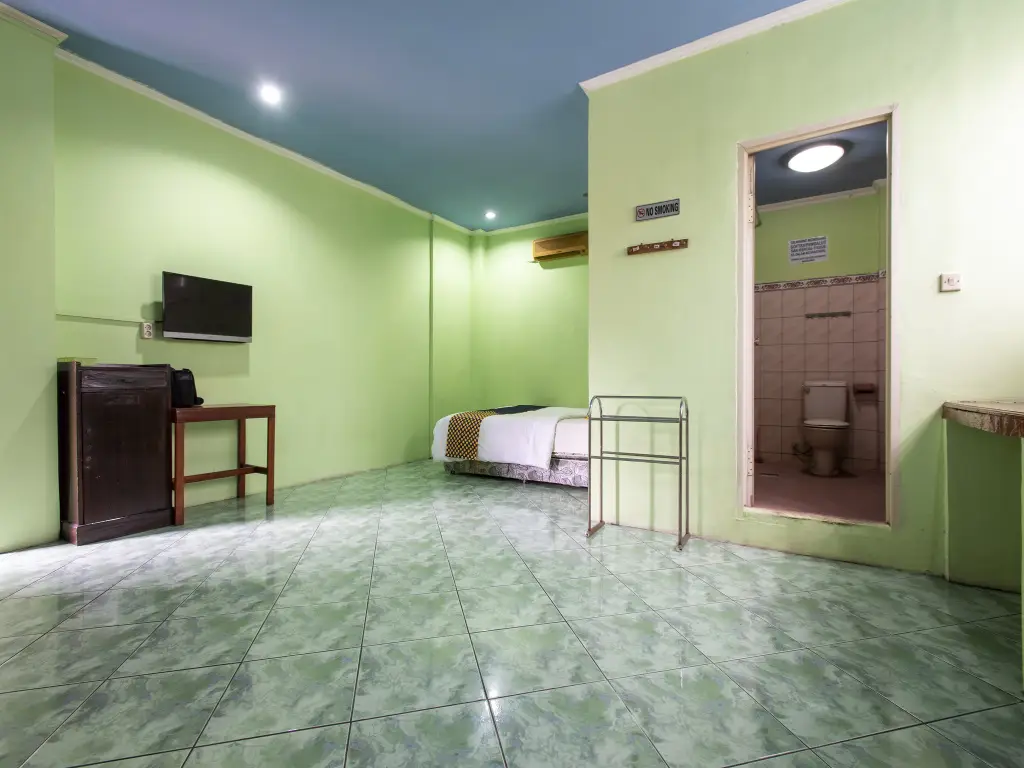 Бекаси: SPOT ON 3961 Fico's Residence Syariah