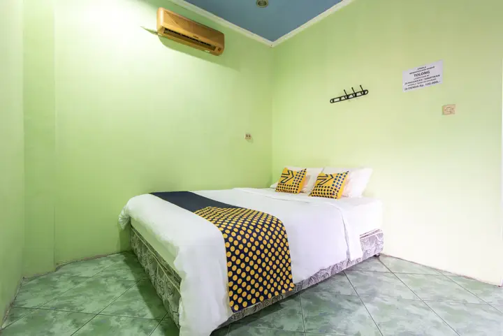 Бекаси: SPOT ON 3961 Fico's Residence Syariah