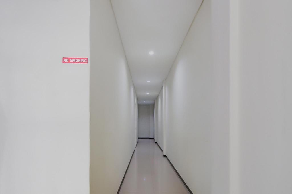 Маланг: OYO 4004 Vivo Rooms