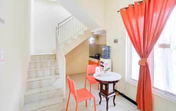 Переренан: OYO 89998 Tis Homestay