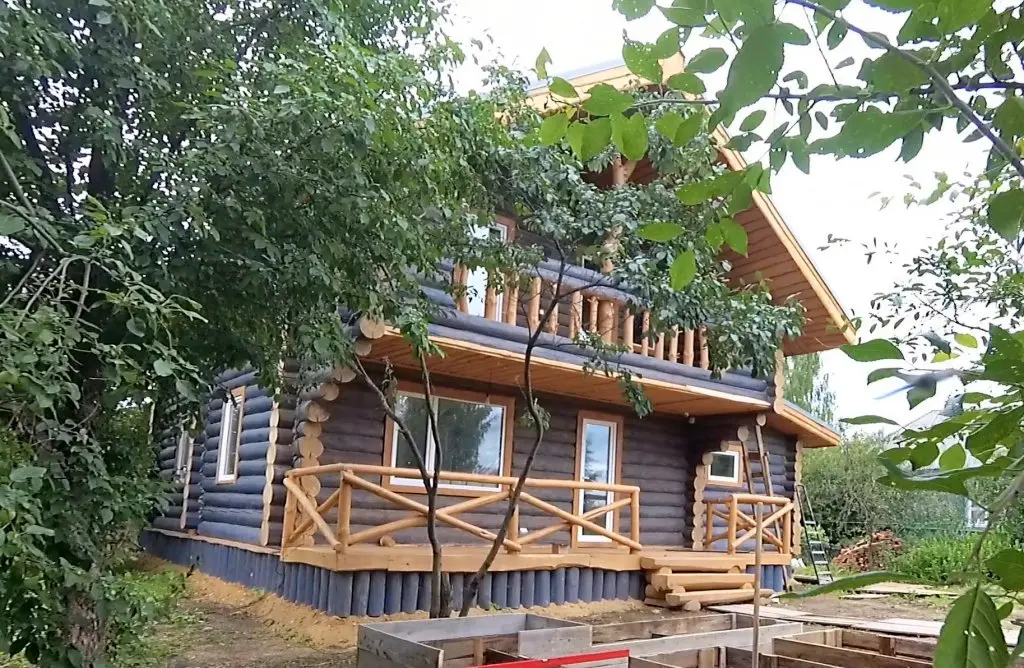 Чёрная Заводь: Частный дом Благодать