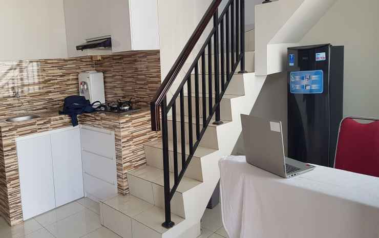 Караванг: OYO 89992 Dee Asri Residence