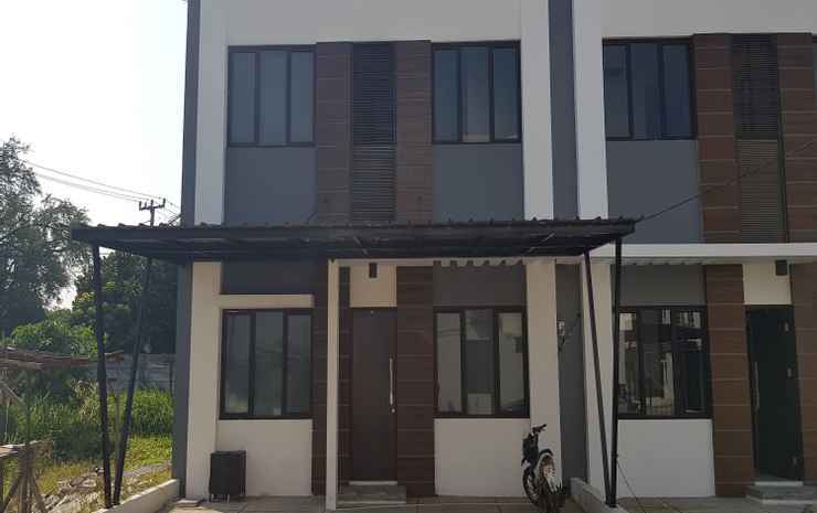 Караванг: OYO 89992 Dee Asri Residence
