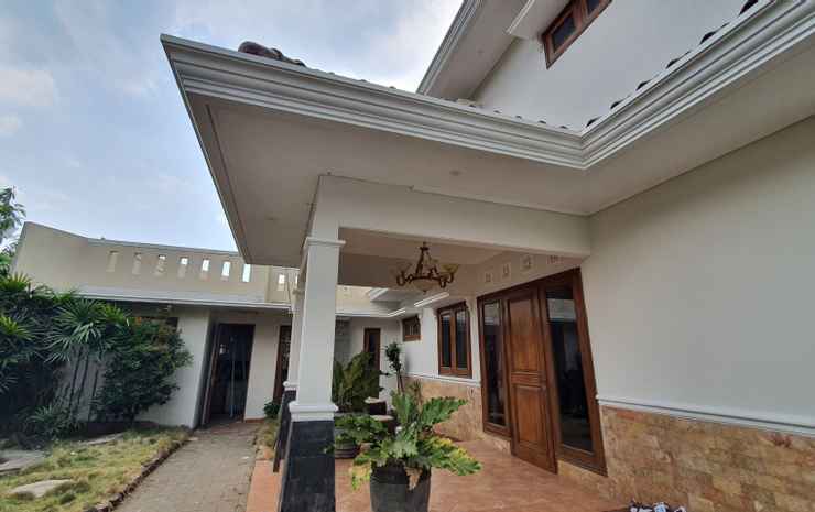 Травас: OYO 90043 Vila Afanda Syariah