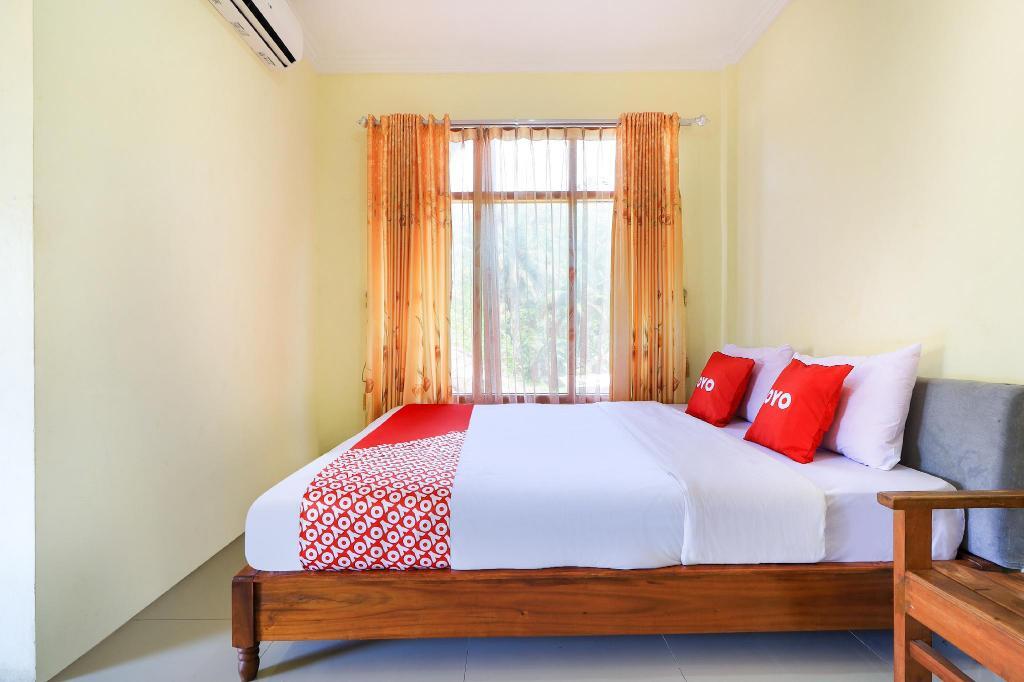 Парангтритис: OYO 90034 Hotel Gandung Yunior