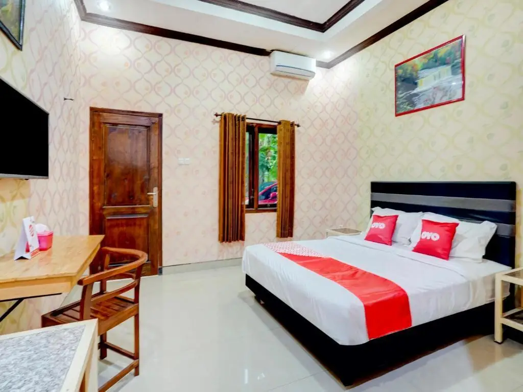 Сурабая: OYO 90088 Hotel Mandiri Juanda