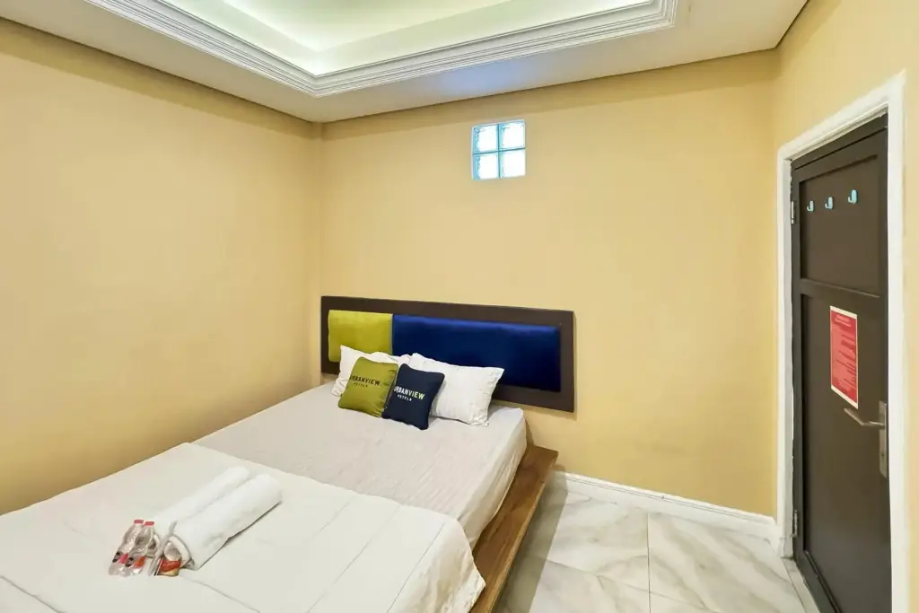 Караванг: OYO Capital O 90081 Pondok Sabaraya 2 Syariah
