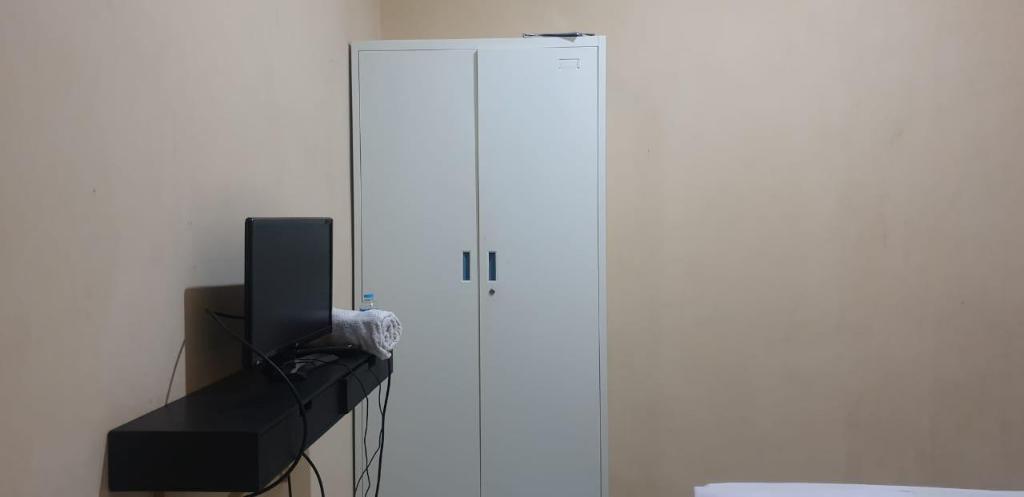 Караванг: OYO Capital O 90081 Pondok Sabaraya 2 Syariah