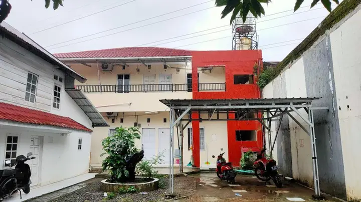 Макассар: OYO 90090 Adhyaksa Syariah Guest House