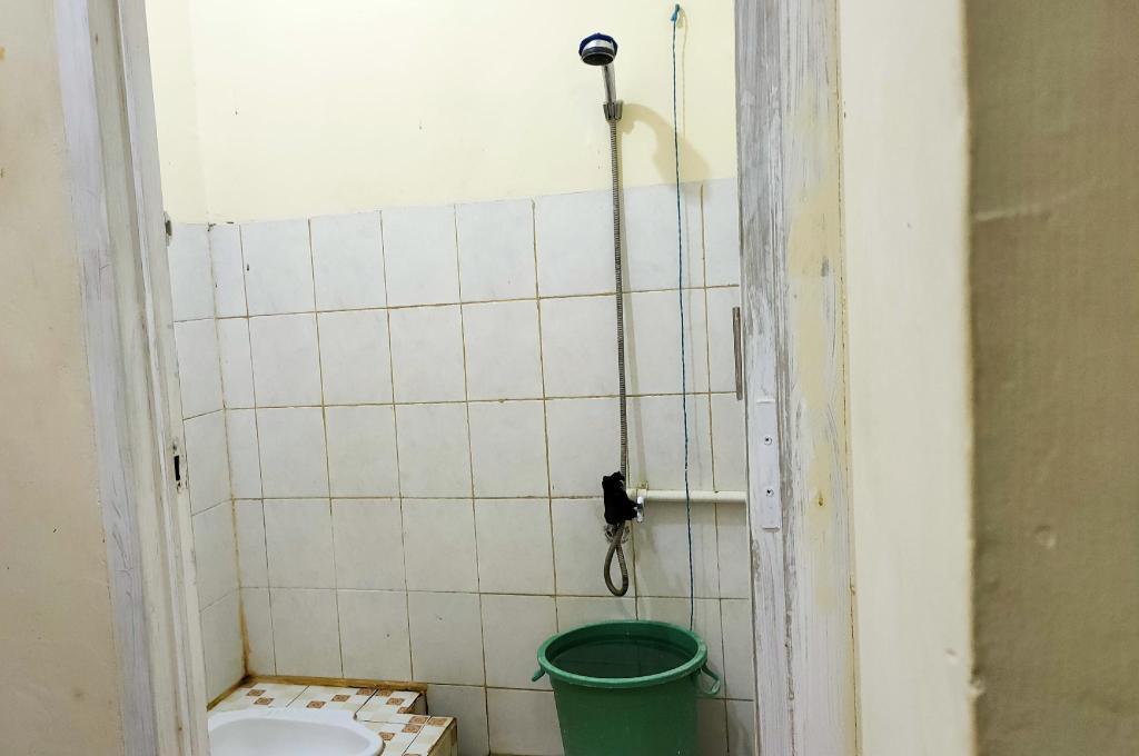 Макассар: OYO 90090 Adhyaksa Syariah Guest House