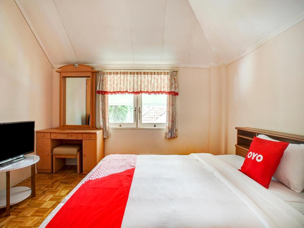 Чипанас: OYO 90080 Villa Lotus E06