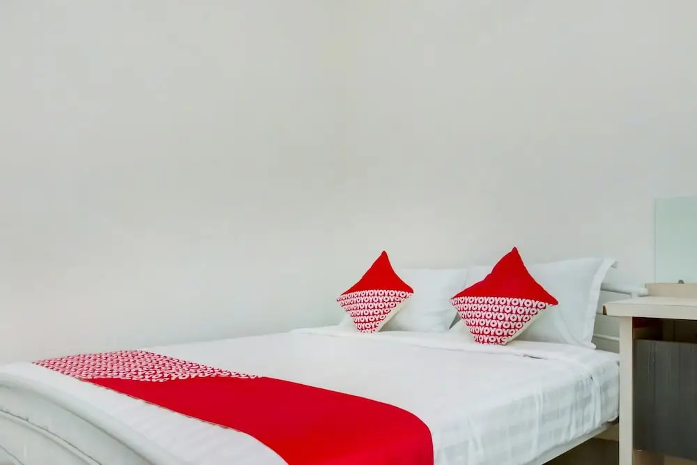 Макассар: OYO Golden White HouseNear Mall Panakkukang