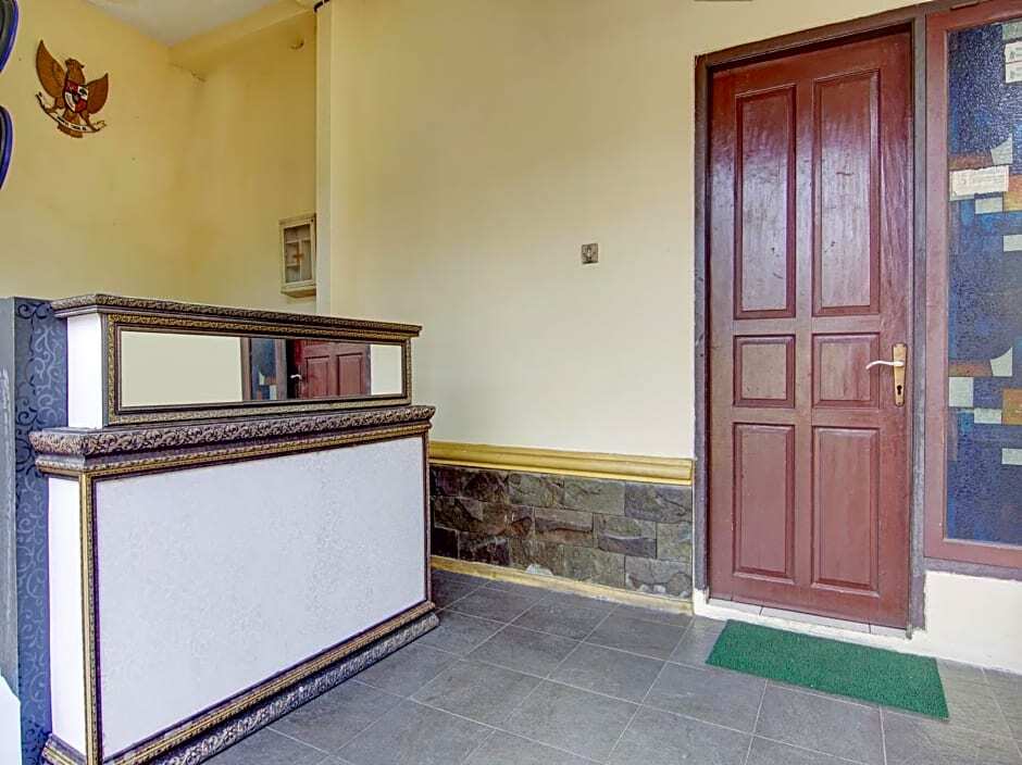 Джакарта: OYO 90074 Barkah 46