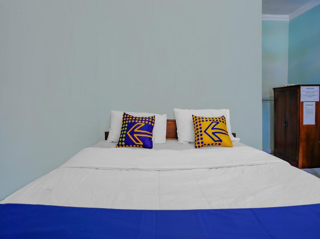 Бандунган: SPOT ON 90100 Hotel Kediri Bandungan