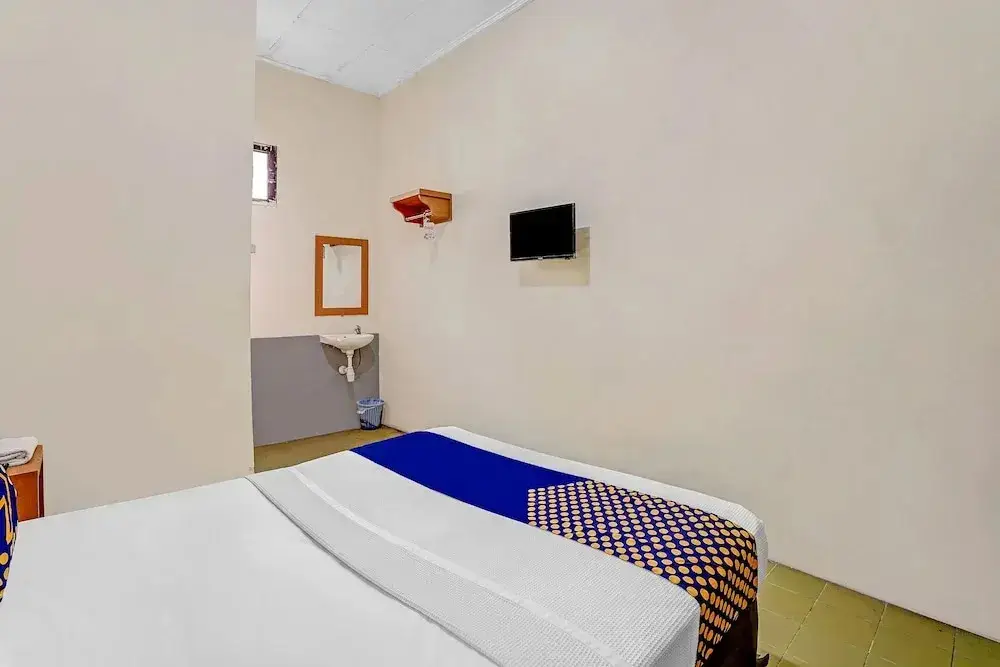 Сурабая: SPOT ON 90098 Anak Mama Guesthouse