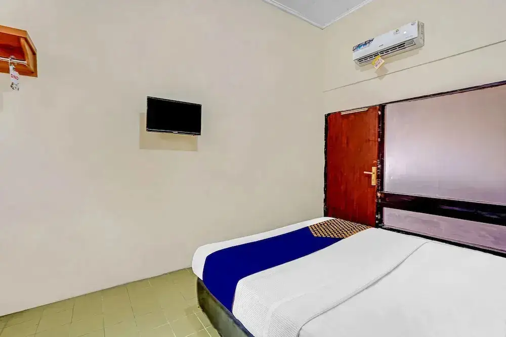 Сурабая: SPOT ON 90098 Anak Mama Guesthouse