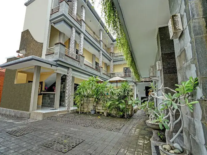 Кута: OYO 90155 Landuh Merta Residence