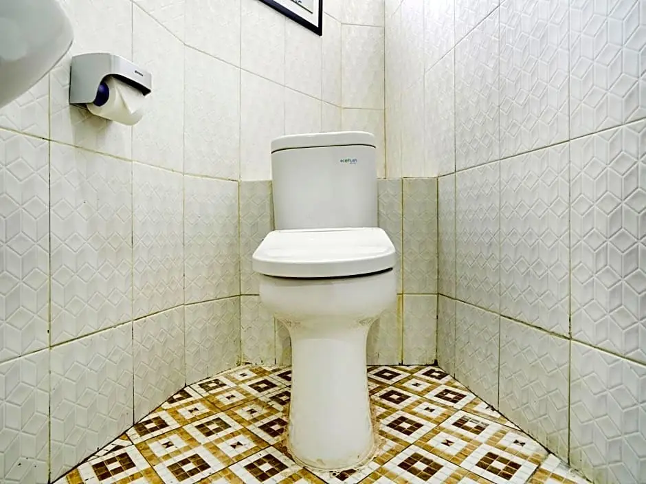 Чиребон: OYO 90140 Nginep Yuuk Guest House