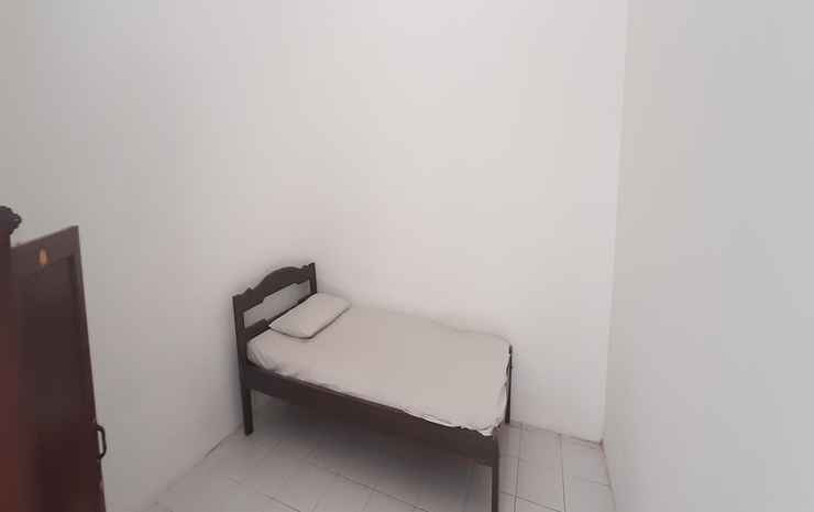 Бату: OYO 90137 Alun Alun Homestay