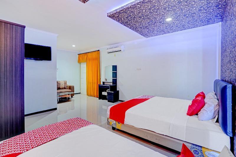 Сурабая: OYO 90177 Hotel Pahlawan
