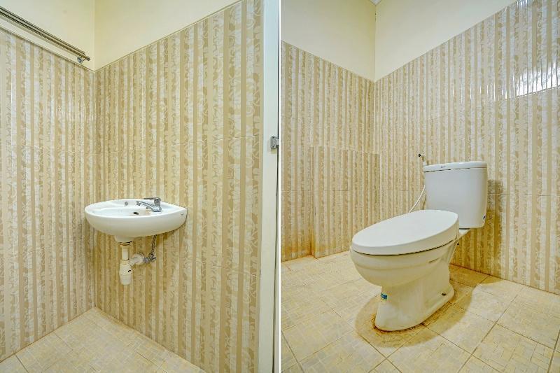 Сурабая: OYO 90177 Hotel Pahlawan
