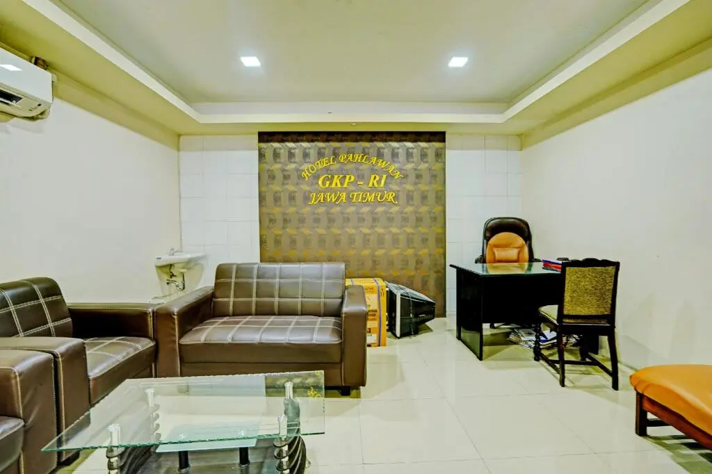 Сурабая: OYO 90177 Hotel Pahlawan